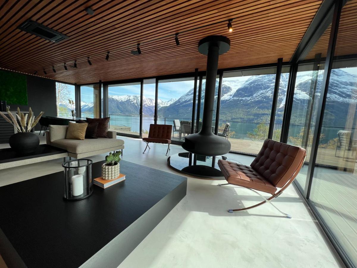 Villa Kristina / Andalsnes Torvik المظهر الخارجي الصورة