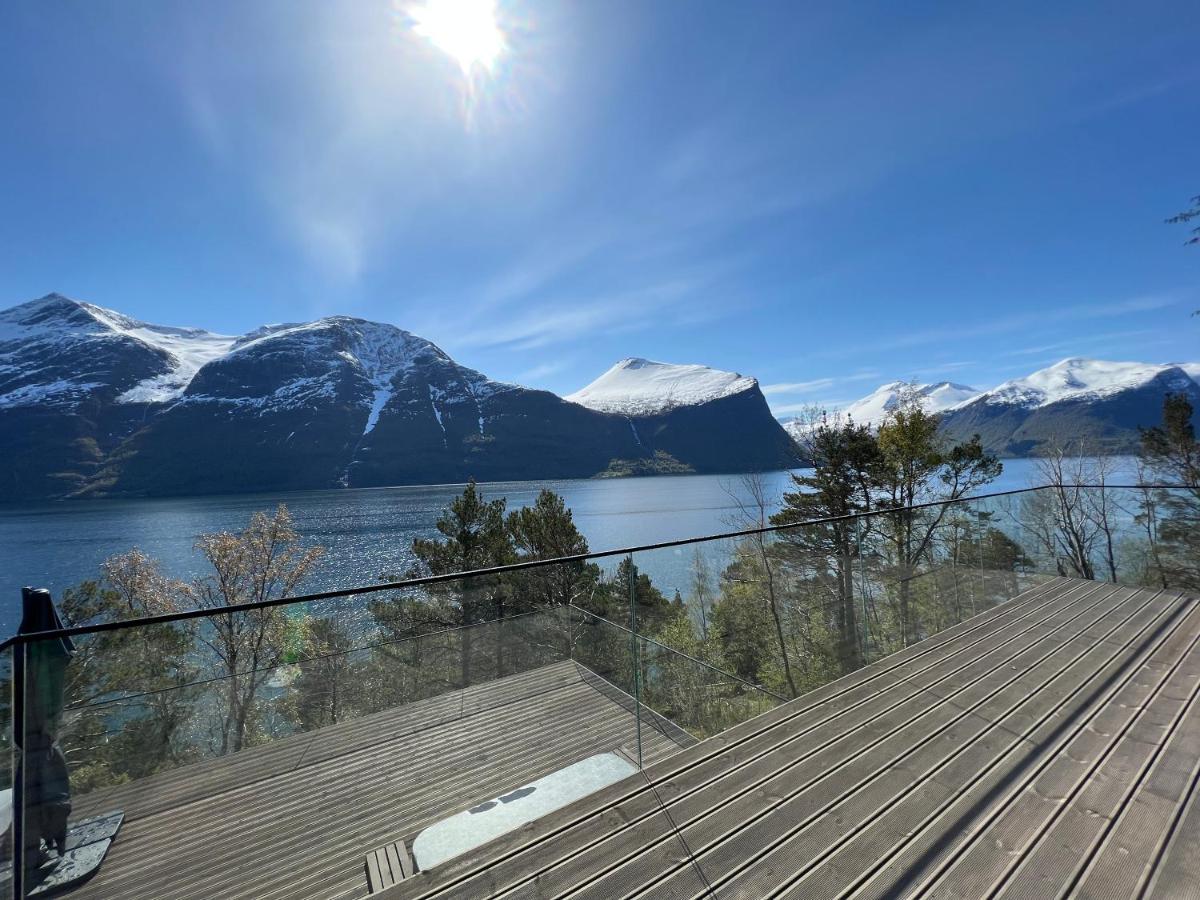 Villa Kristina / Andalsnes Torvik المظهر الخارجي الصورة