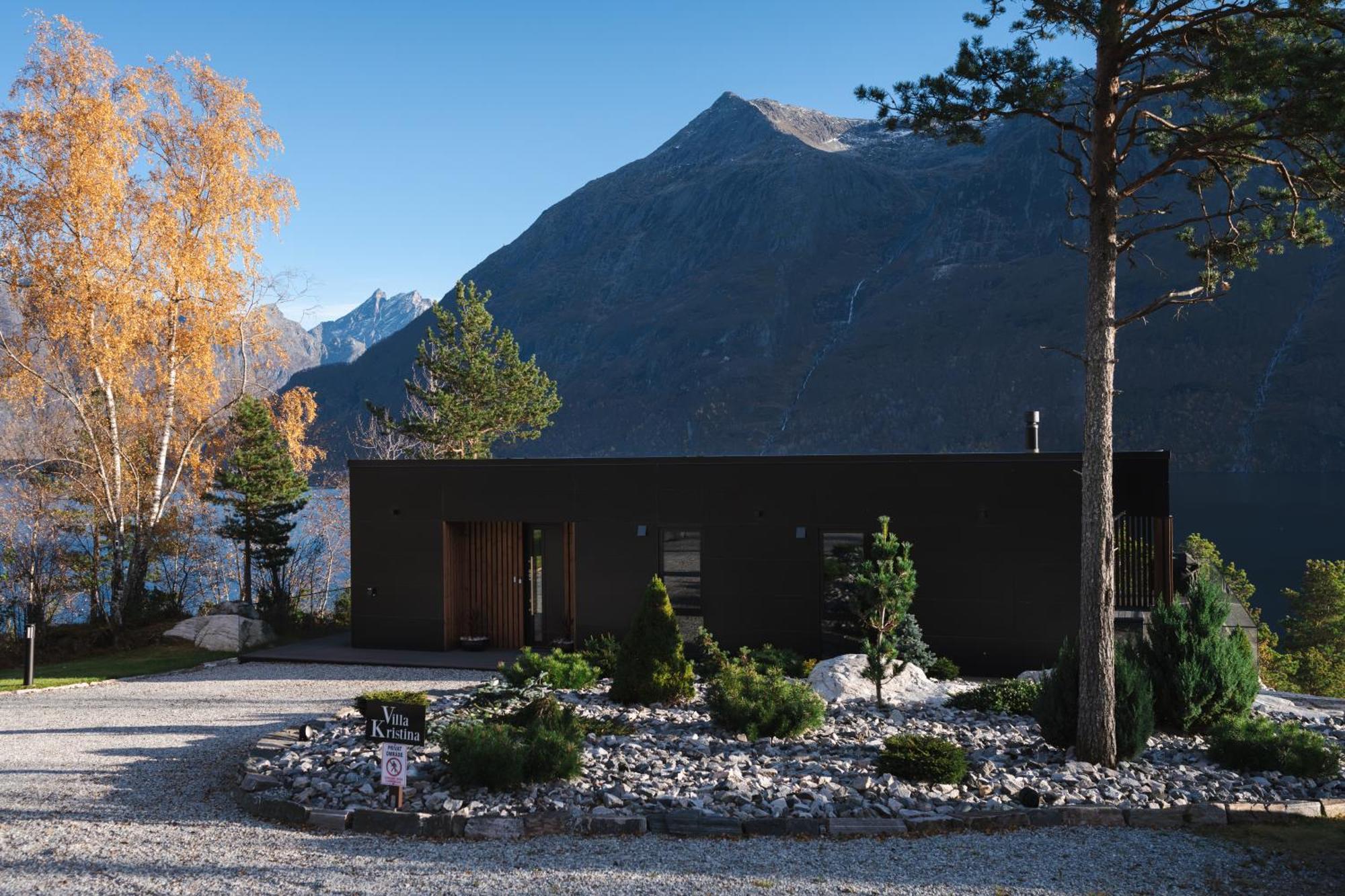 Villa Kristina / Andalsnes Torvik المظهر الخارجي الصورة