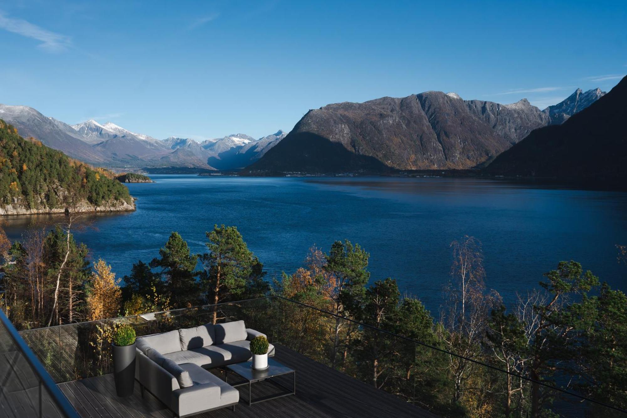 Villa Kristina / Andalsnes Torvik المظهر الخارجي الصورة